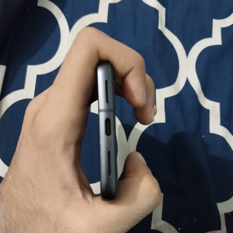 Google Pixel 8 3