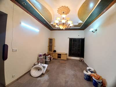 10 Marla Upper Portion Available In Abdalian Society Near By UCP University And Shoukat Khanam