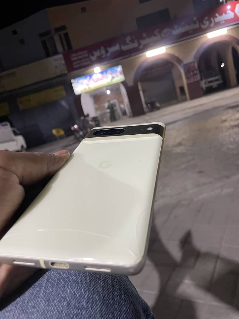 Google Pixel 7 3