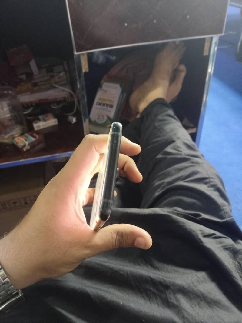 One Plus 8pro 4