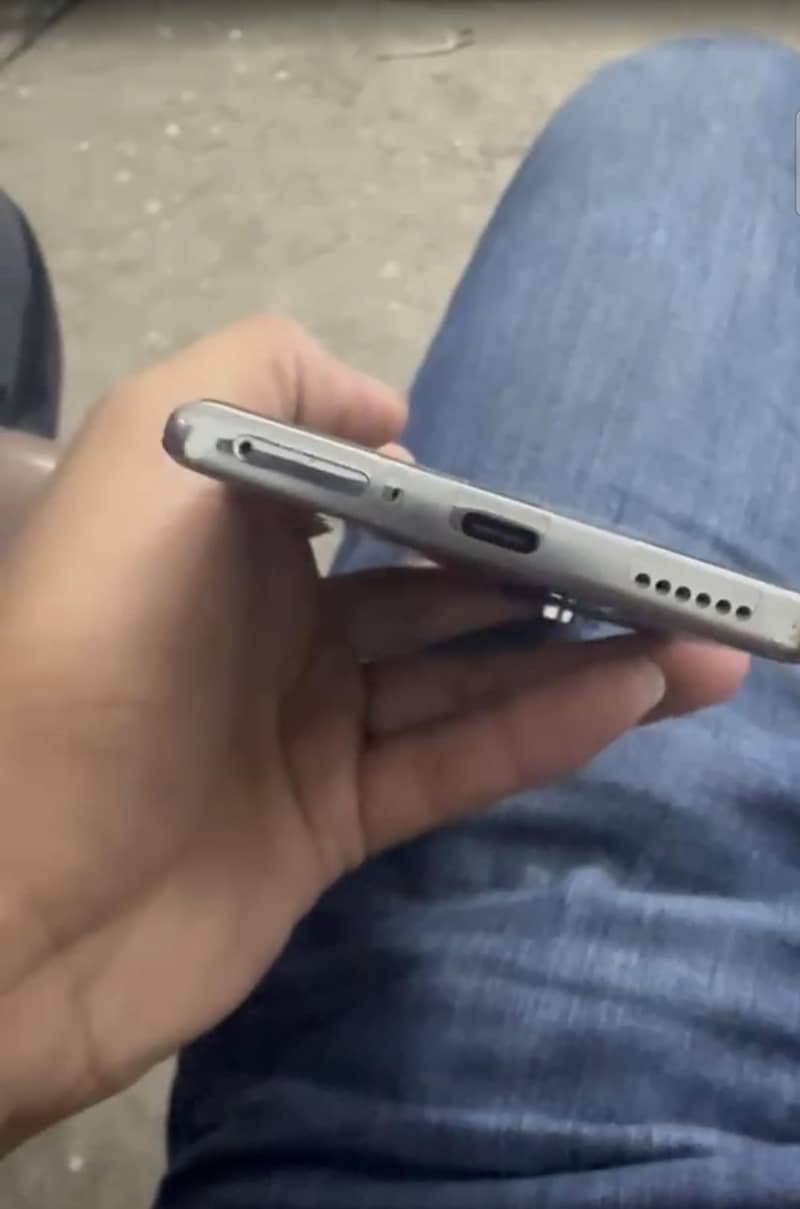 Tecno CAMON 40 Pro 5