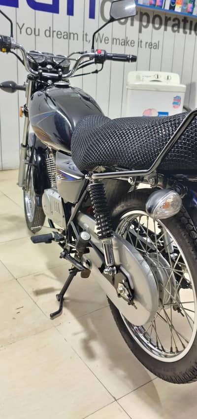Suzuki GS 150 ONLY 6000 KM DRIVEN BRAND NEW CONDITION