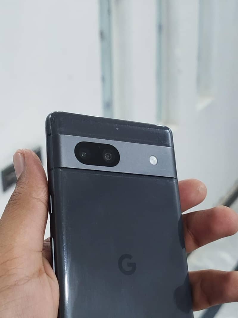 Google Pixel 7a 5