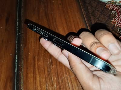 Apple iPhone 14 Pro