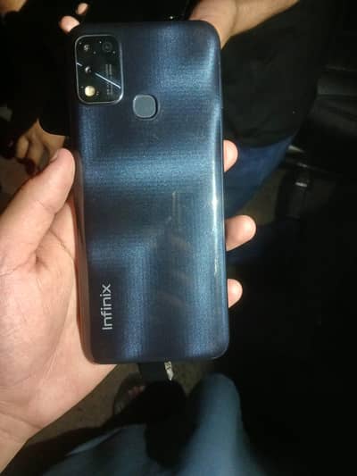 Infinix Hot 11 Play