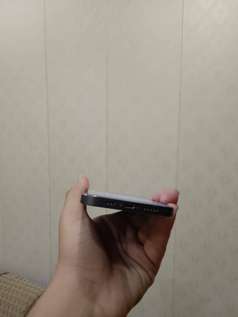 Apple iPhone 13 Pro 1
