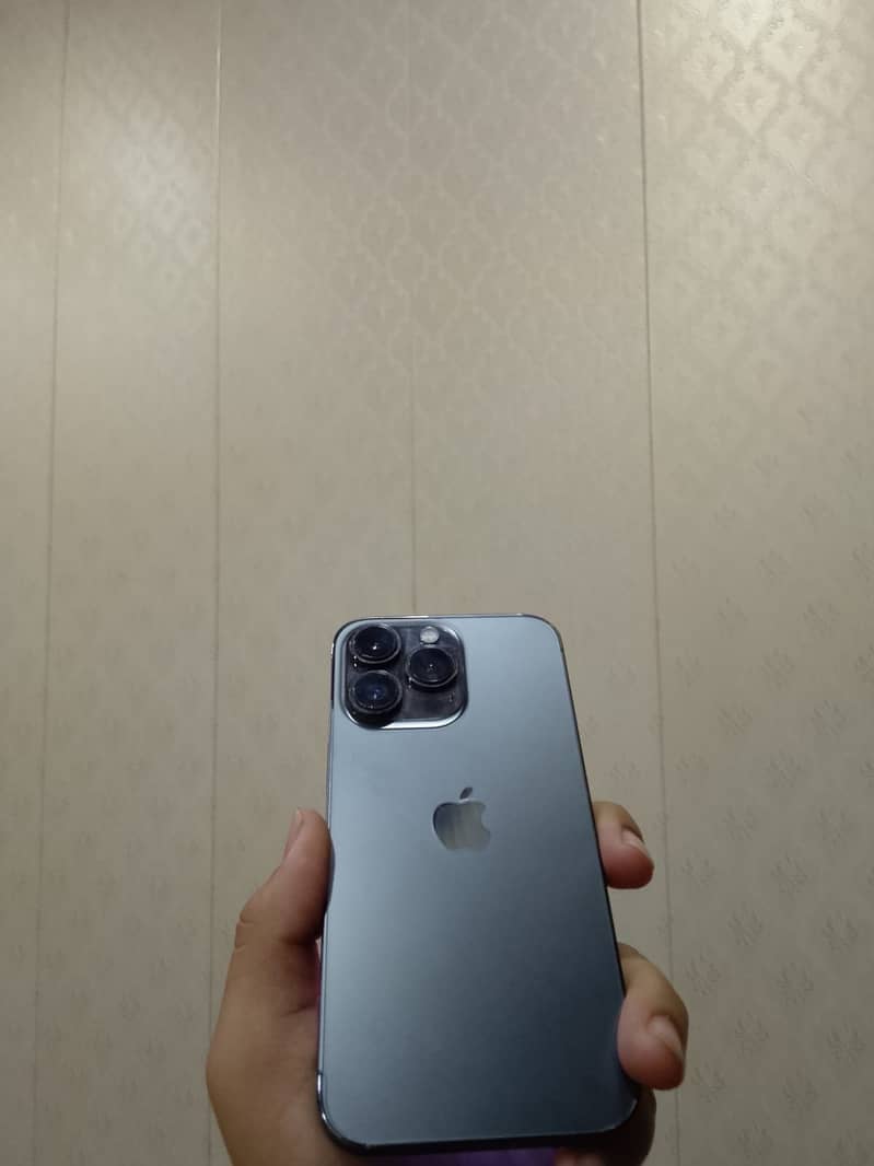 Apple iPhone 13 Pro 6