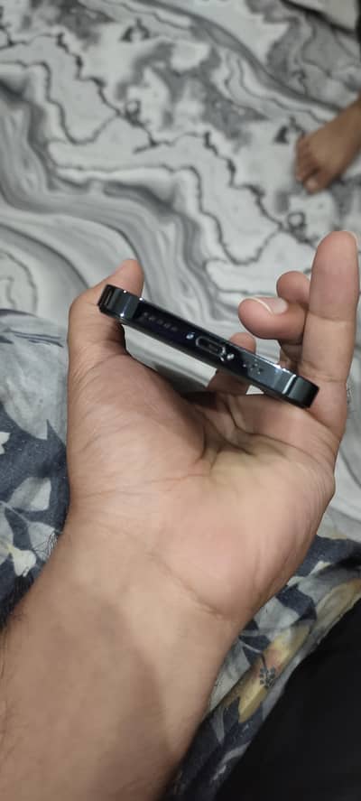 Apple iPhone 12 Pro