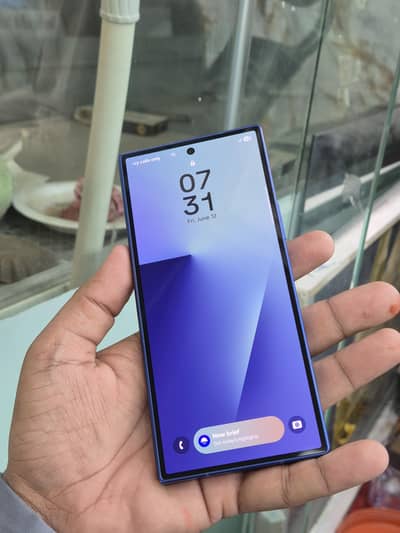 Samsung z Fold 7 12/256GB | Non Pta With Sim time