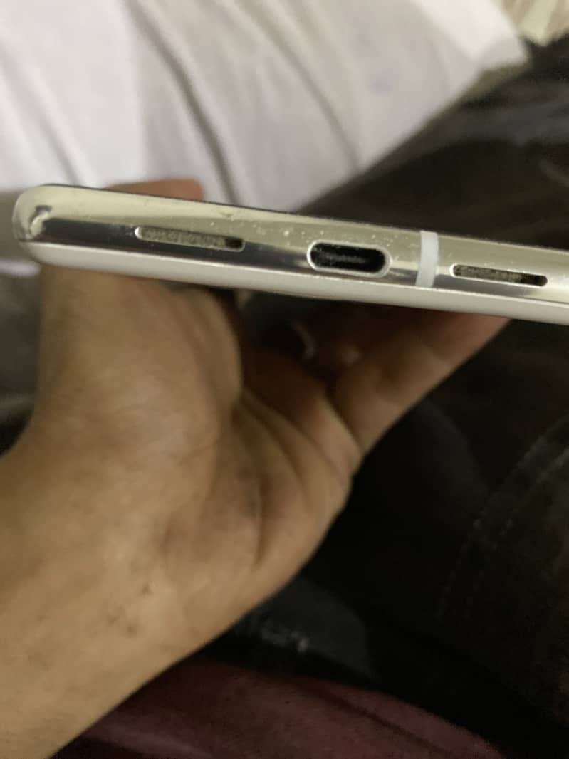 Google Pixel 6 Pro 2