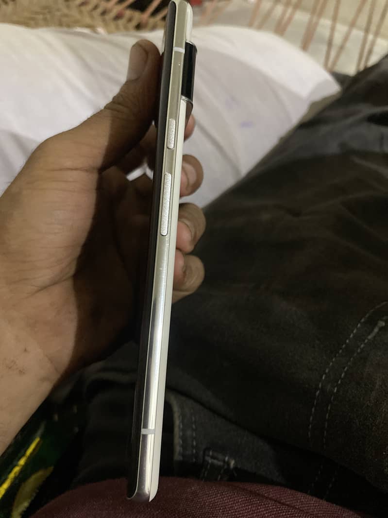 Google Pixel 6 Pro 4