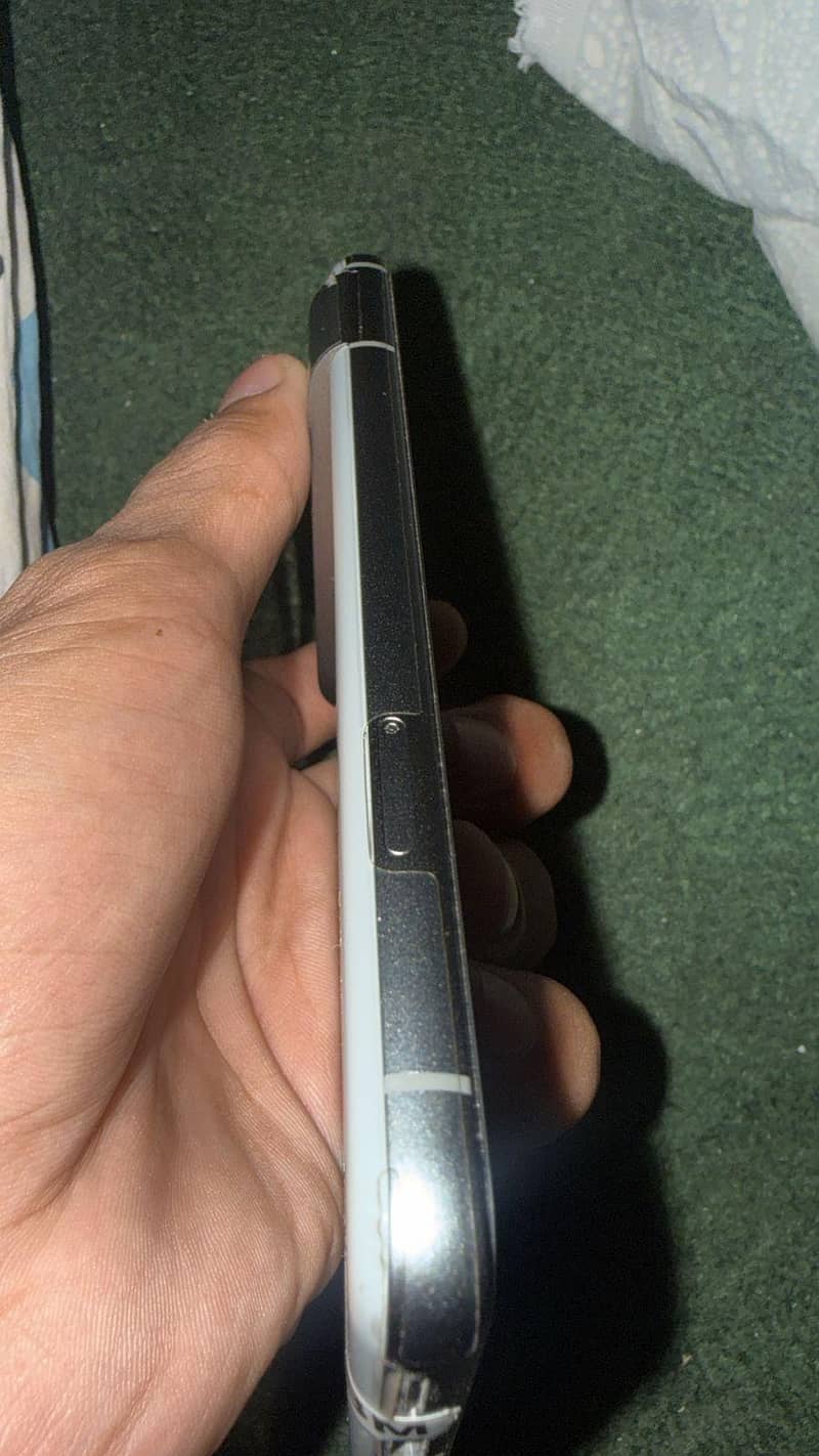 Google Pixel 8 2