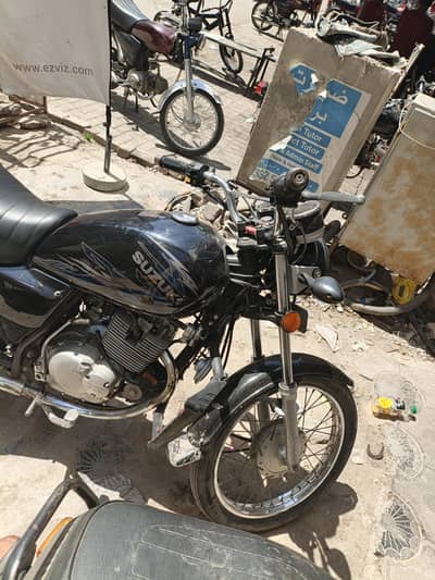Suzuki GS150
