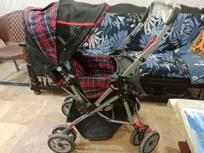 Dad's love new condition pram A1 quality