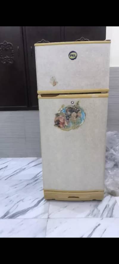 Small used Refrigerator fully working