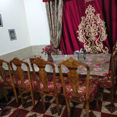 Pure Akhroti wood Dinning Table Lieke (Sratch less)
