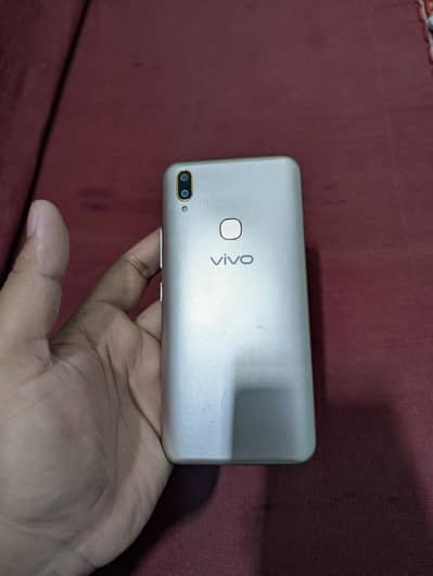 Vivo Y85a 4-64 sirf 3 din use ha kesi kisam ka masla nahi ha
