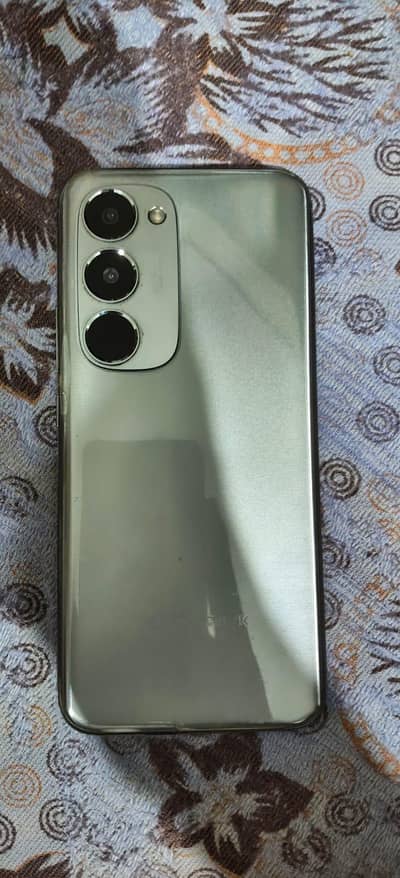 Tecno spark 40 pro plus