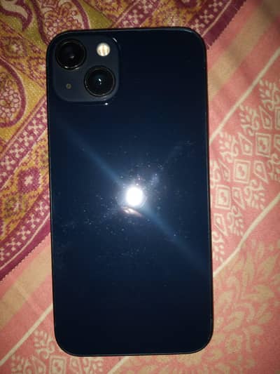 Apple iPhone 13