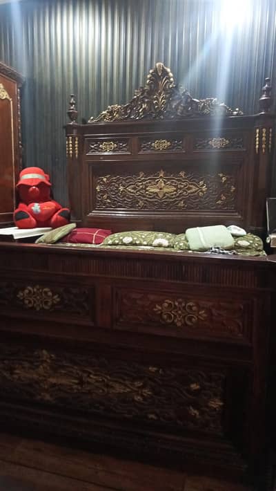 Bed, Dressing ,Safe Almari and Showcase
