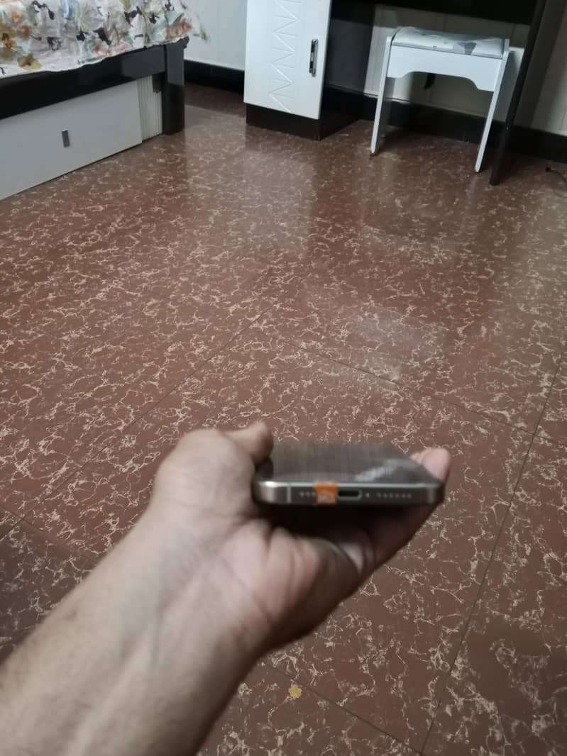 apple 4