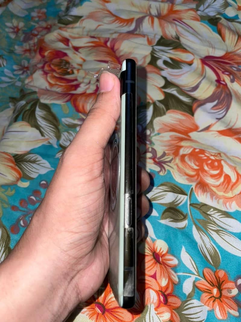 Google Pixel 6a 2