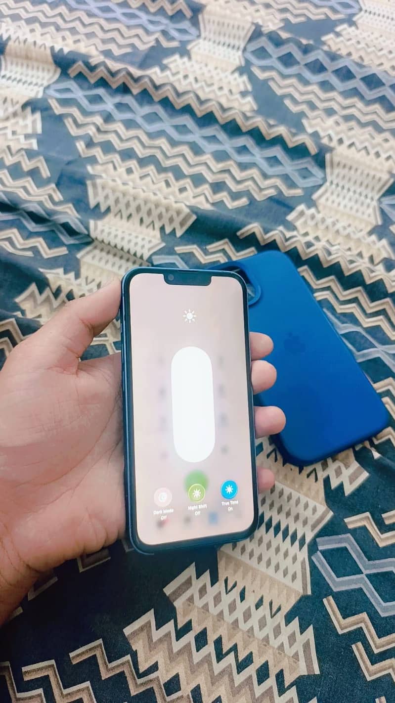 Apple iPhone 14 5