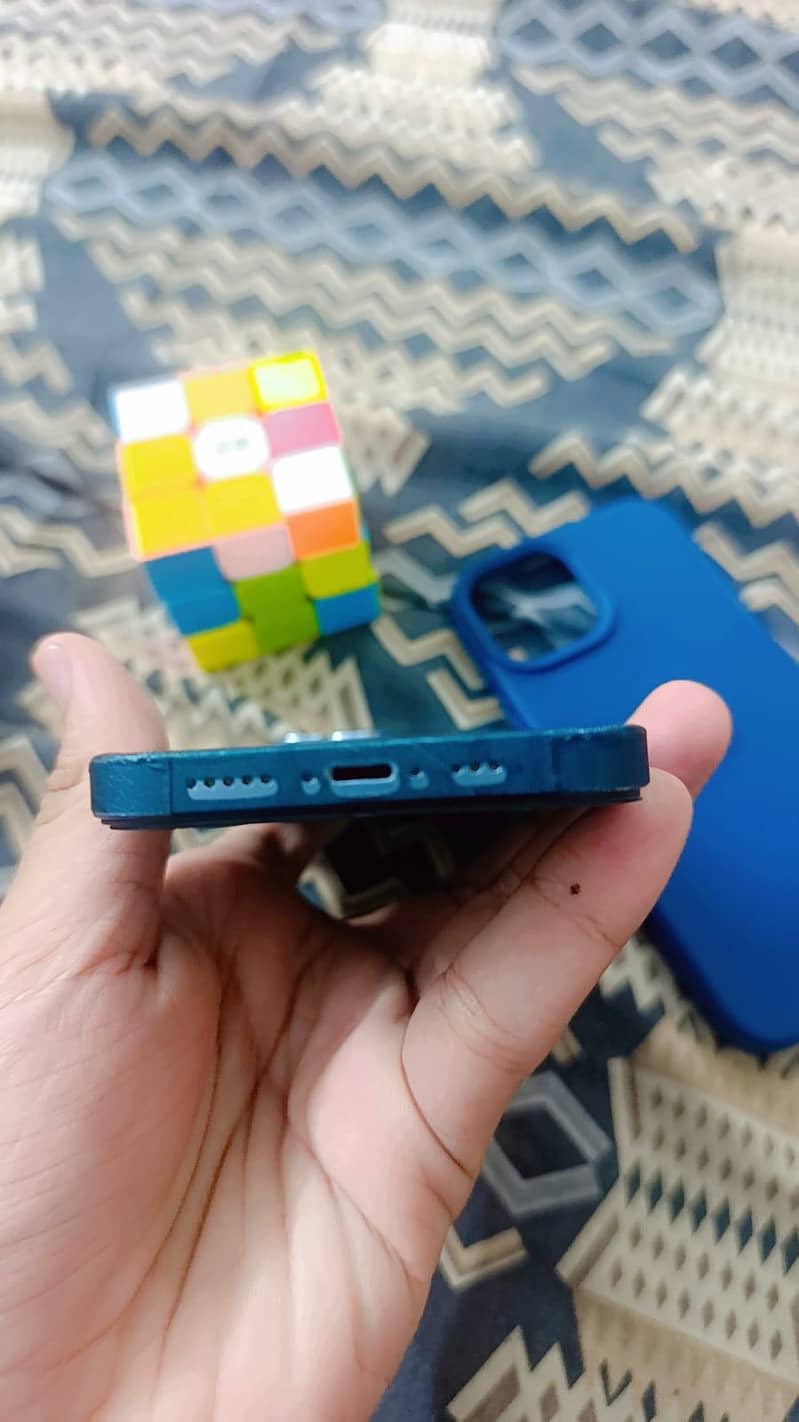 Apple iPhone 14 7