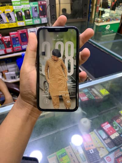 Apple iPhone 11