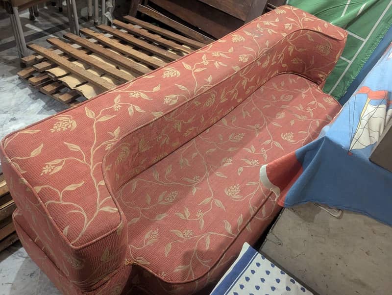 sofa kum bed 0