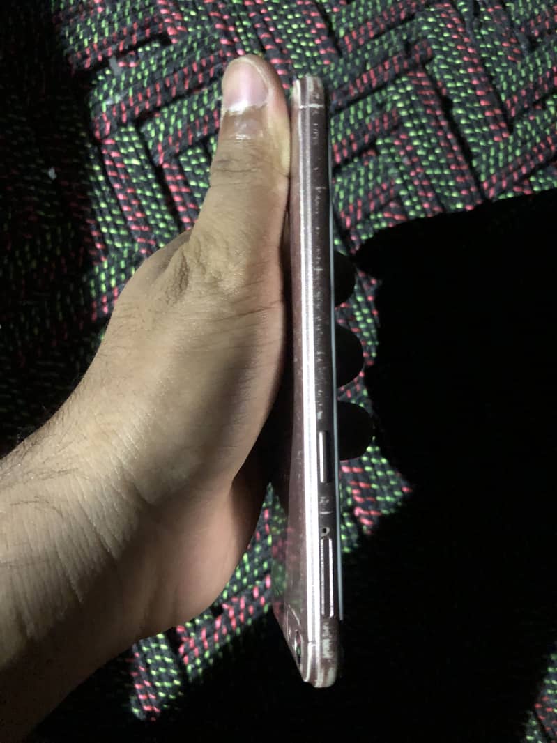OPPO A57 0
