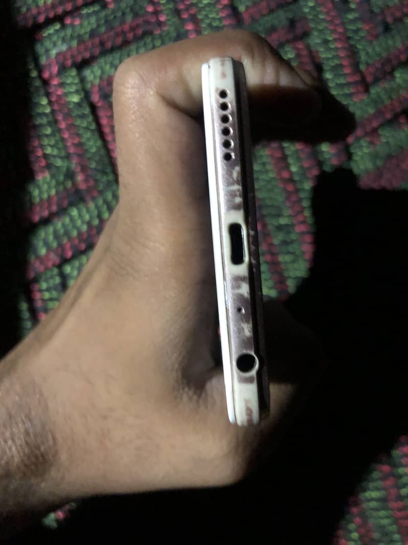 OPPO A57 3