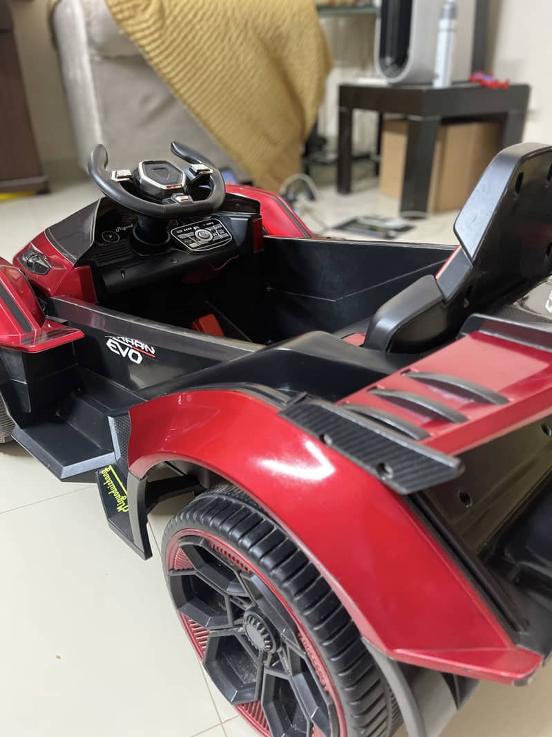 Good condition with remote 2