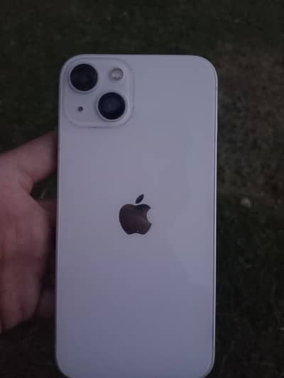 Apple iPhone 13