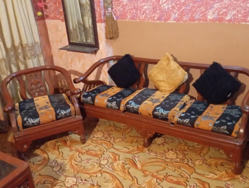 Sofa with tabless 3