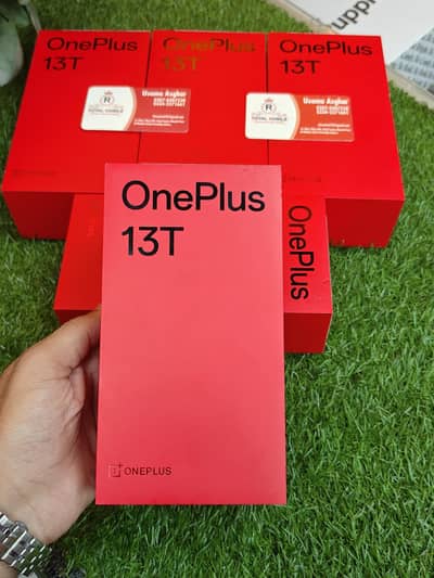 Oneplus 13t / 13sBoxpack 12/256 non used available