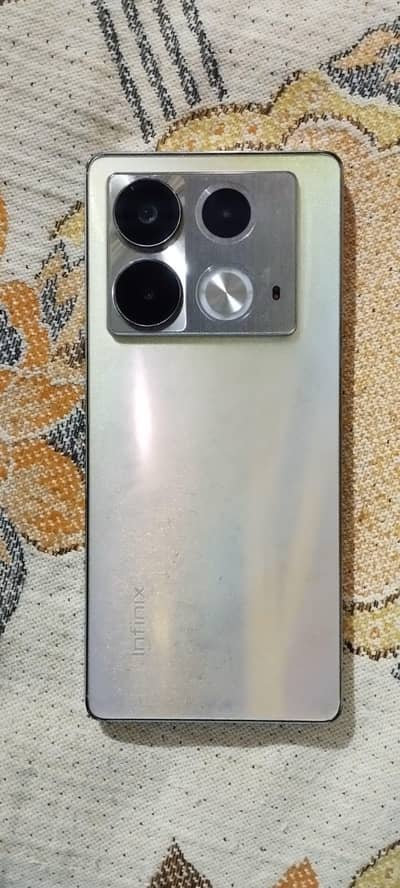 Infinix Note 40 Pro