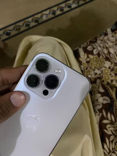 Apple iPhone 14 Pro