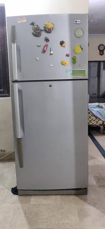 LG refrigerator Made in Korea 20 cuft Full size