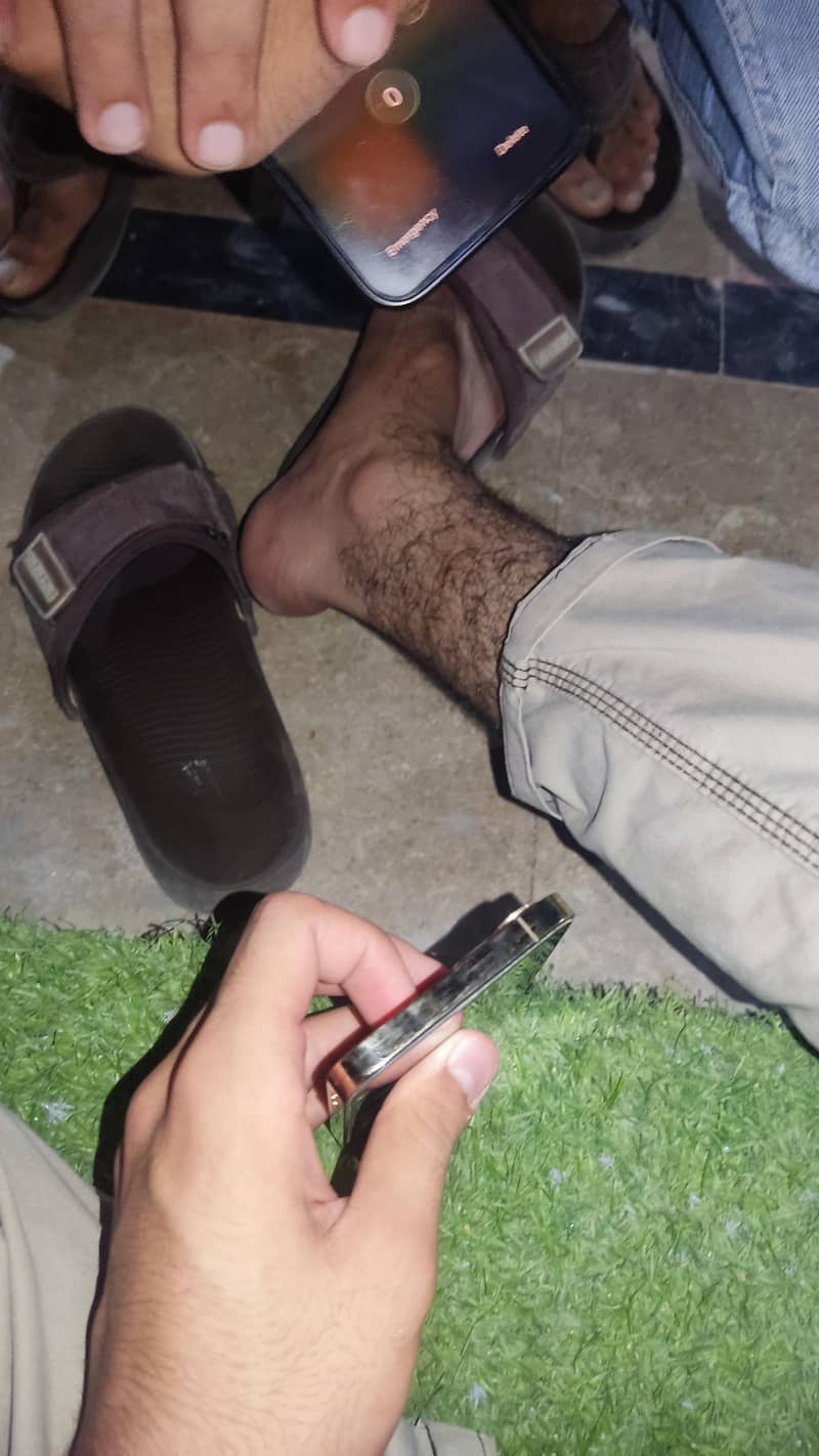 Apple iPhone 12 pro 2