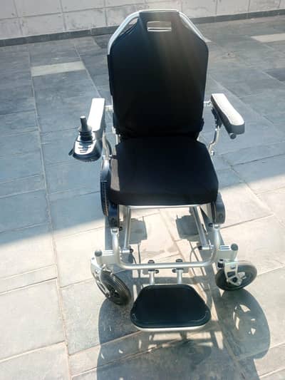 Electric wheel chair