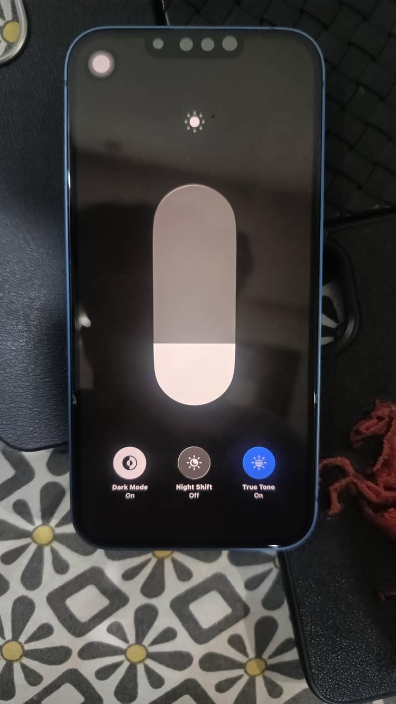 Apple iPhone 13 mini 6
