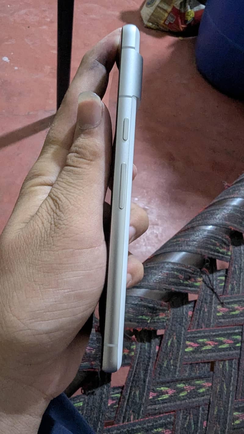 Google Pixel 7 6