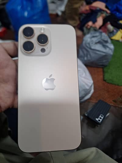 Apple iPhone 16 Pro Max