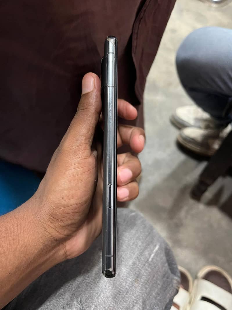 Google pixel 7pro 4