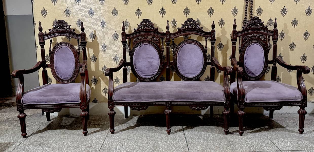 Sofa set 0
