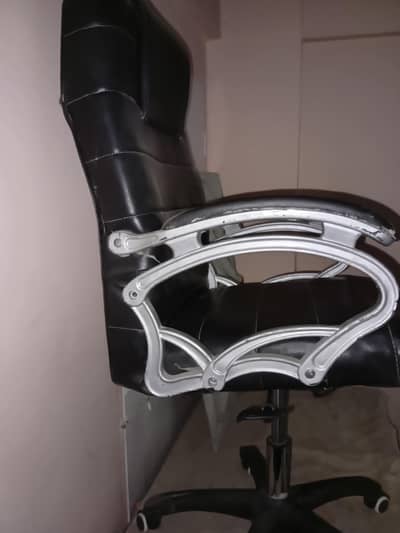 revolving office chair