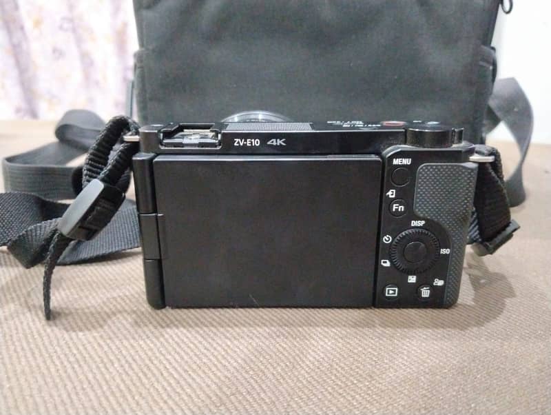 Sony ZV-E10 Mirrorless Camera 3