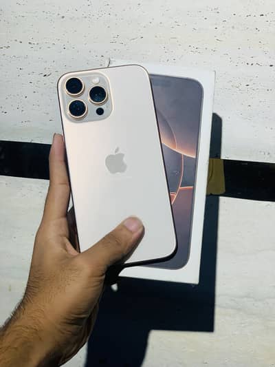 Apple iPhone 16 Pro Max