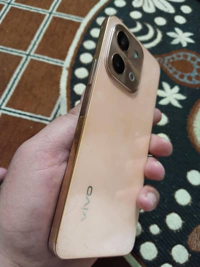 Vivo Y28